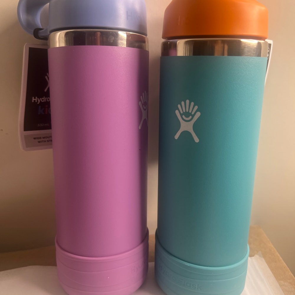 Hydro Flask kids 18oz. Dual-Tone Bottles in Lavender and Teal (2 total) - Picture 3 of 3